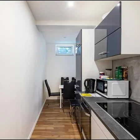 Daire Cityloft 1 - Zentrale Fuer Gruppen Bis 7 Personen - Parkplatz - Netflix Kassel